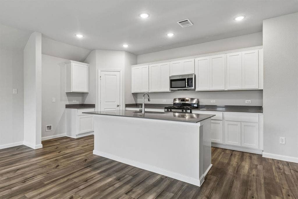 1112 Angus Lane, Royse City, TX 75189 Representative (2)