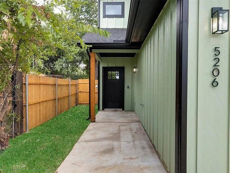 Property photo for 5206 Slate Street, Fort Worth, TX