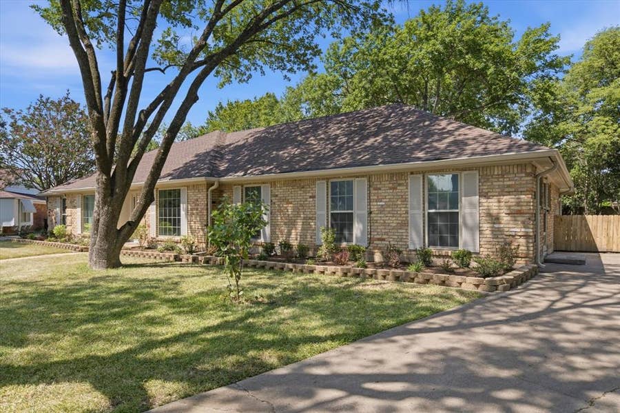 Property photo for 5709 Silver Lake Circle, Waco, TX