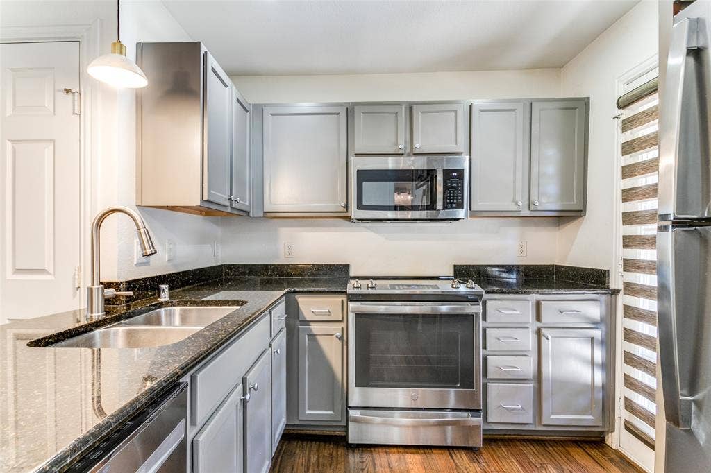 4727 Bradford Drive, #4727B, Dallas, TX 75219 4727 Bradford Drive, #4727B, Dallas, TX 75219