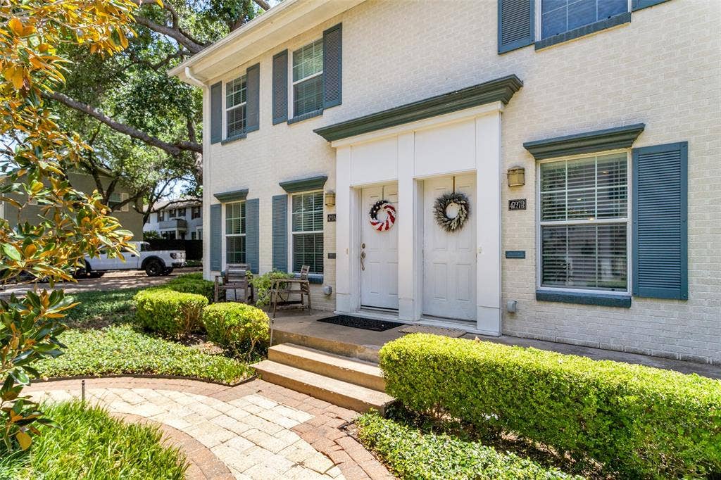 4727 Bradford Drive, #4727B, Dallas, TX 75219 4727 Bradford Drive, #4727B, Dallas, TX 75219