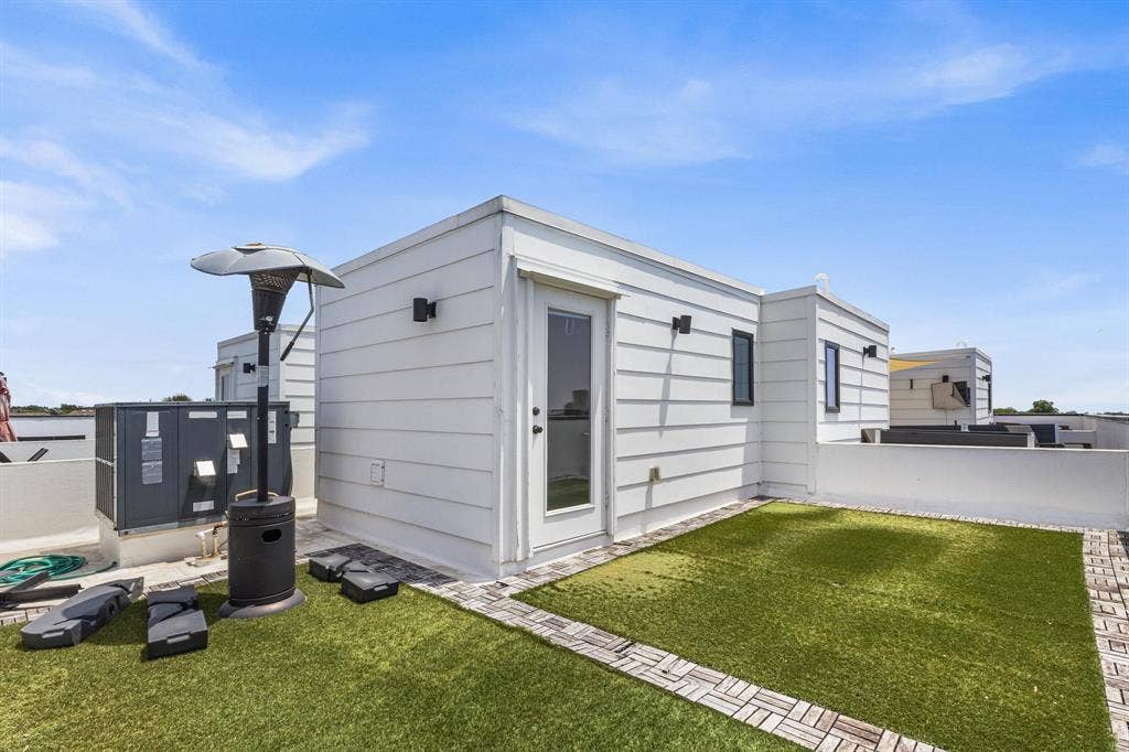 2450 N Garrett Avenue, #14, Dallas, TX 75206 2450 N Garrett Avenue, #14, Dallas, TX 75206