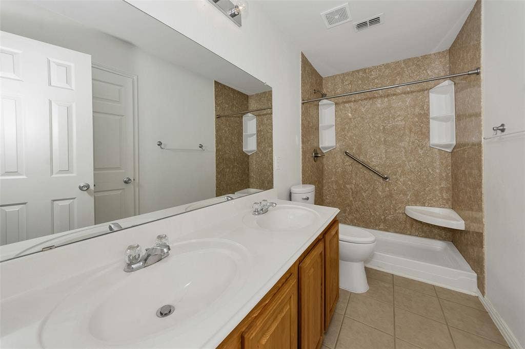 10117 Sourwood Drive, Fort Worth, TX 76244 10117 Sourwood Drive, Fort Worth, TX 76244