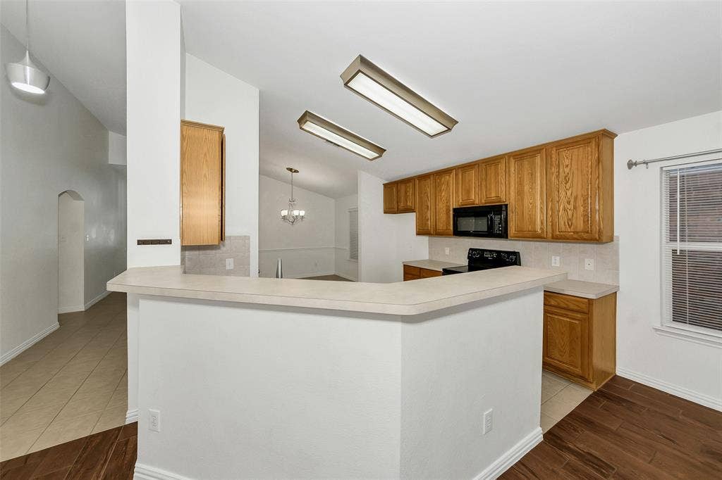 10117 Sourwood Drive, Fort Worth, TX 76244 10117 Sourwood Drive, Fort Worth, TX 76244