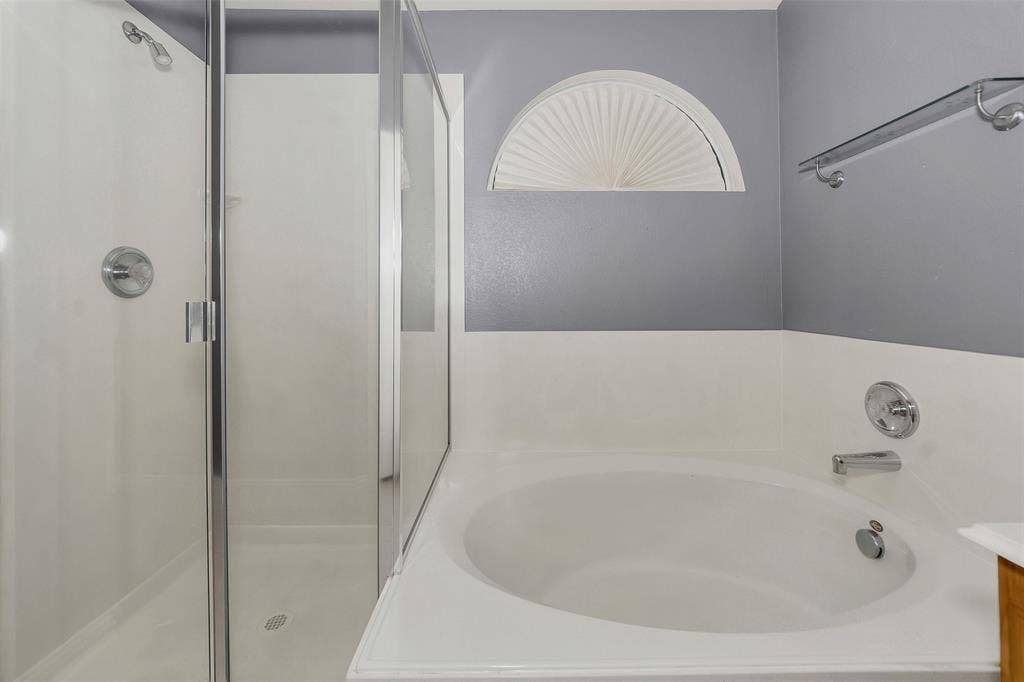 10117 Sourwood Drive, Fort Worth, TX 76244 10117 Sourwood Drive, Fort Worth, TX 76244