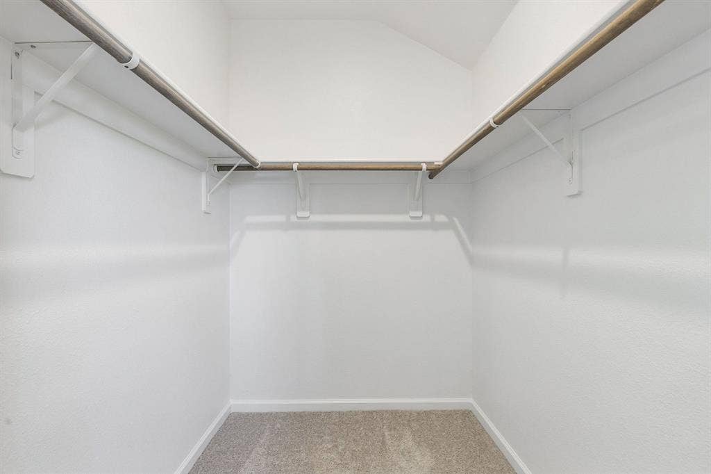 859 Hillcrest Boulevard, Princeton, TX 75407 Representative (13)
