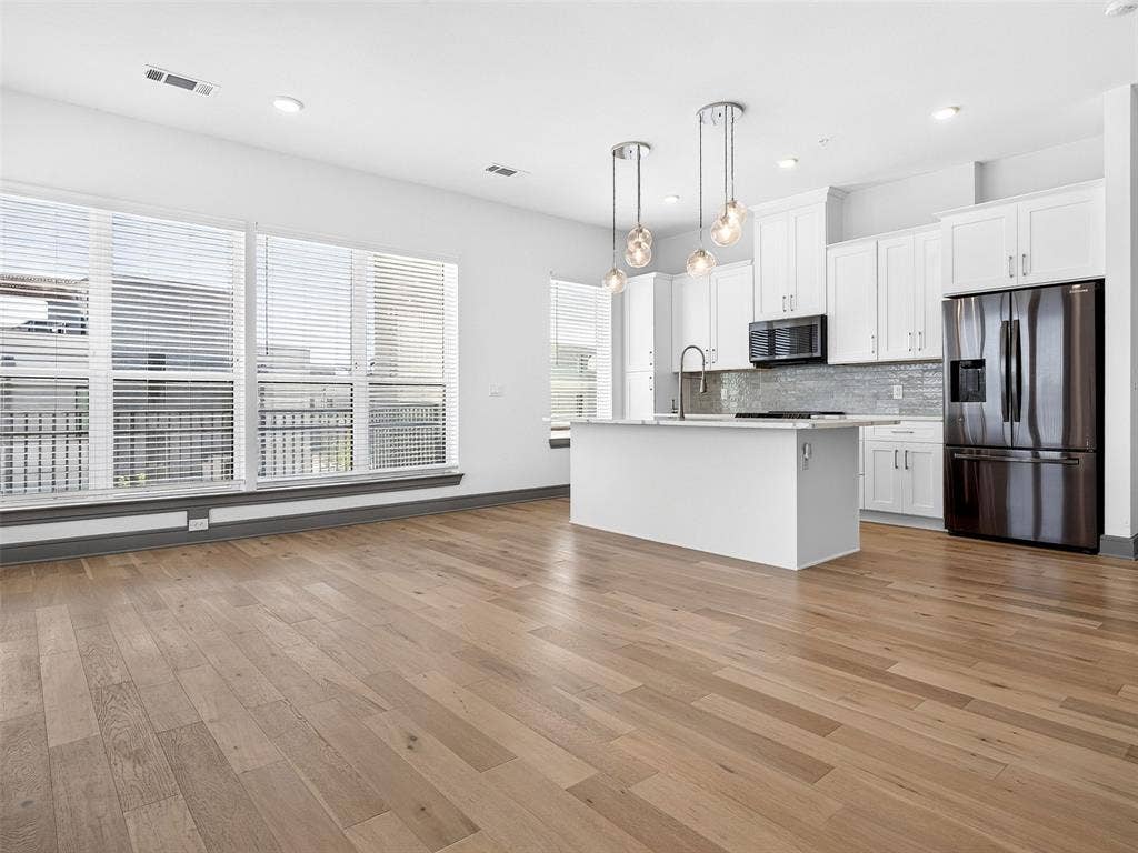 2700 Old Denton Road, #2212, Carrollton, TX 75007 Wood-finish flooring throughout