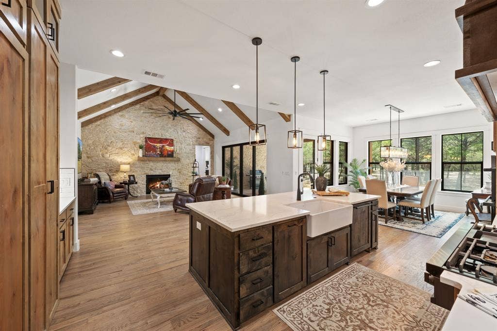 421 White Oak Circle, Anna, TX 75409 421 White Oak Circle, Anna, TX 75409
