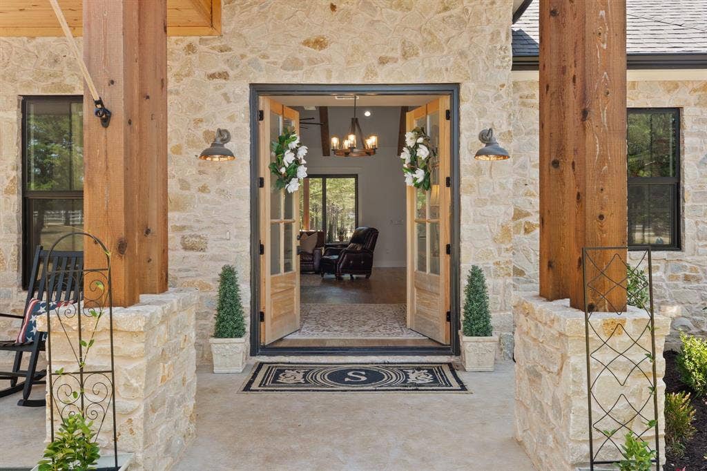 421 White Oak Circle, Anna, TX 75409 421 White Oak Circle, Anna, TX 75409
