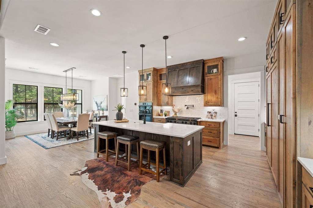 421 White Oak Circle, Anna, TX 75409 421 White Oak Circle, Anna, TX 75409