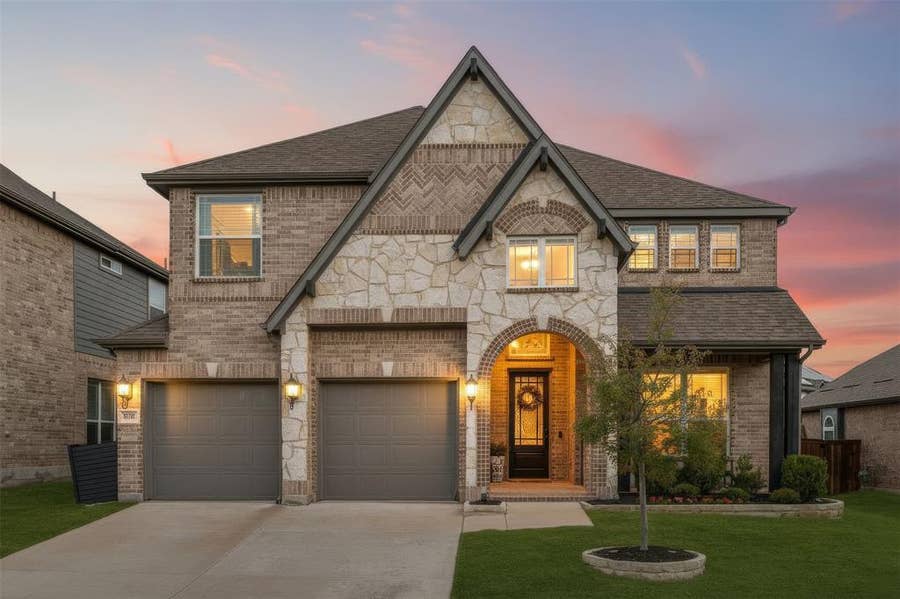 Property photo for 808 Violet Way, Celina, TX