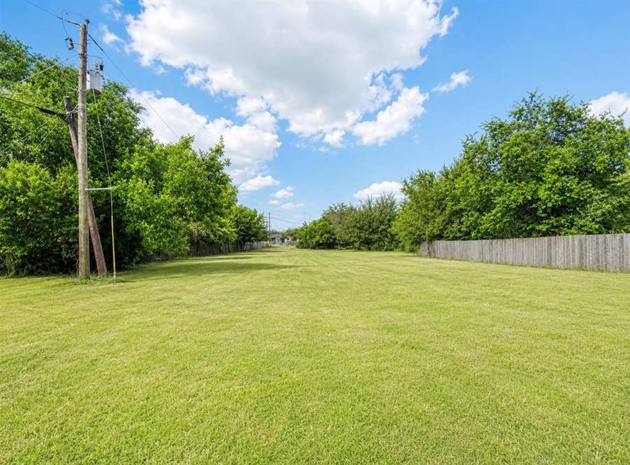 Property photo for 2211 Foster Circle, Caddo Mills, TX