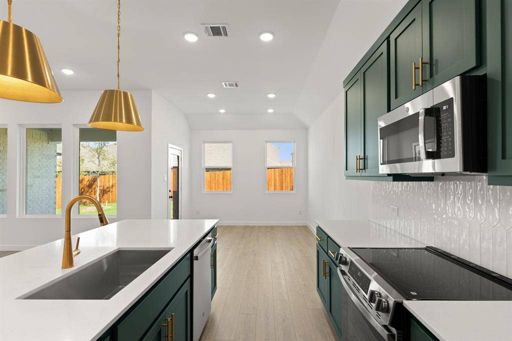 2203 Washington Street, Princeton, TX 75407 09. 2203 Washington - Kitchen (3)