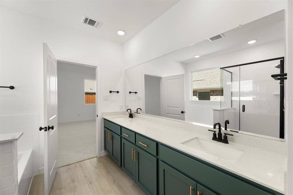 2203 Washington Street, Princeton, TX 75407 18. 2203 Washington - Bath (3)