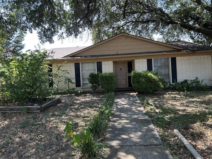 Property photo for 413 Beverly Drive, Richardson, TX