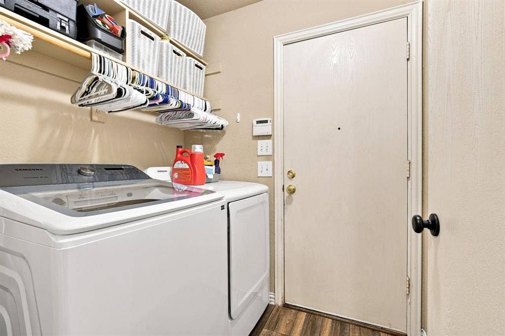 302 Creekside Way, Waxahachie, TX 75165 302 Creekside Way, Waxahachie, TX 75165