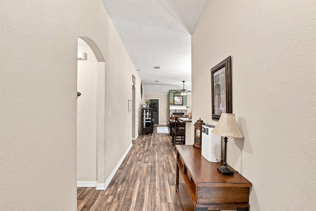 302 Creekside Way, Waxahachie, TX 75165 302 Creekside Way, Waxahachie, TX 75165