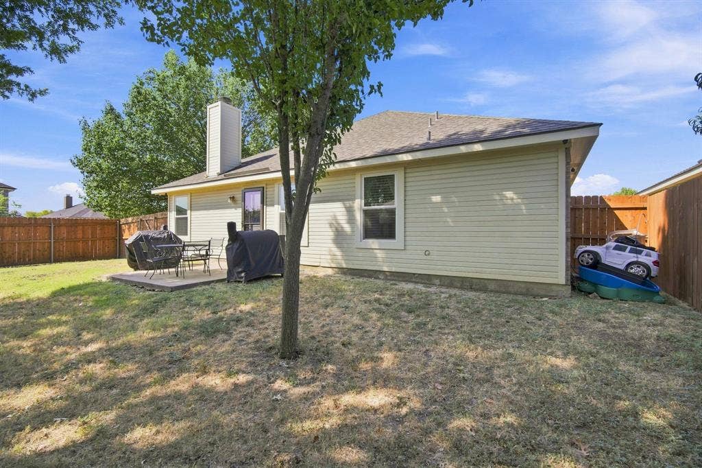 302 Creekside Way, Waxahachie, TX 75165 302 Creekside Way, Waxahachie, TX 75165