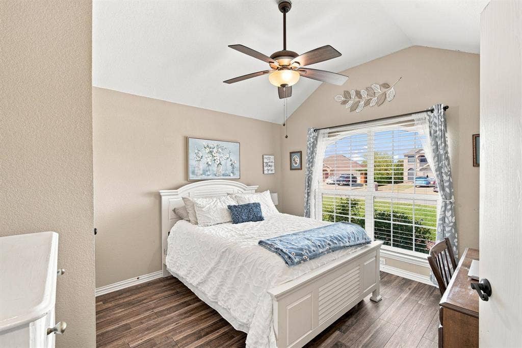 302 Creekside Way, Waxahachie, TX 75165 302 Creekside Way, Waxahachie, TX 75165