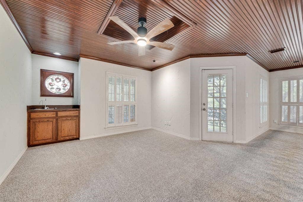 2 Eastshore Road, Heath, TX 75032 2 Eastshore Road, Heath, TX 75032
