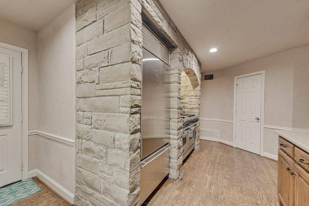2 Eastshore Road, Heath, TX 75032 2 Eastshore Road, Heath, TX 75032