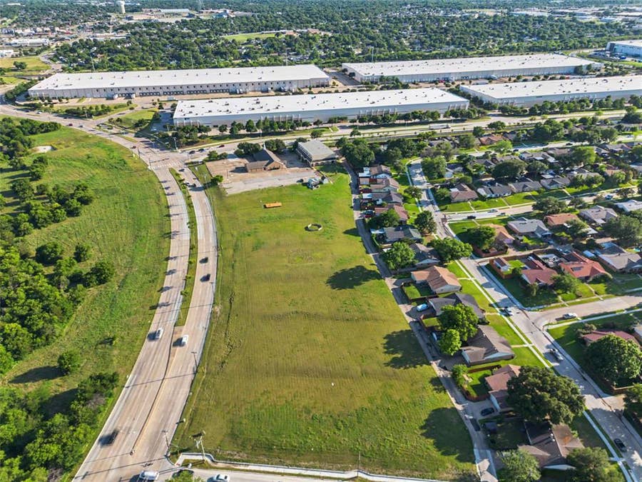 Property photo for 1011 N Peachtree Road, Mesquite, TX