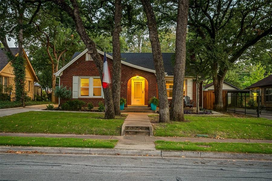 Property photo for 2310 Primrose Avenue, Fort Worth, TX