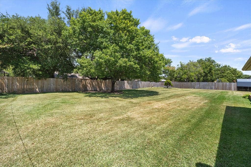 4001 Keele Drive, Garland, TX 75041 4001 Keele Drive, Garland, TX 75041