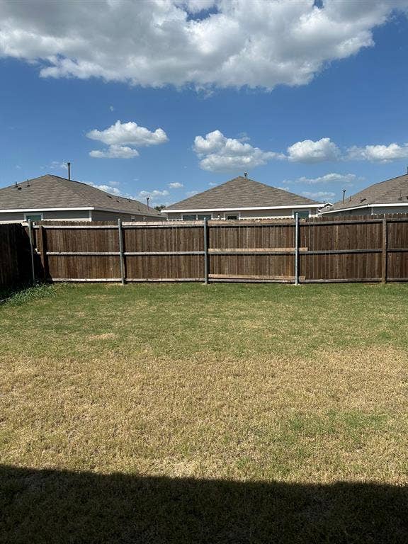 5705 Manarchos Lane, Forney, TX 75126 View of yard