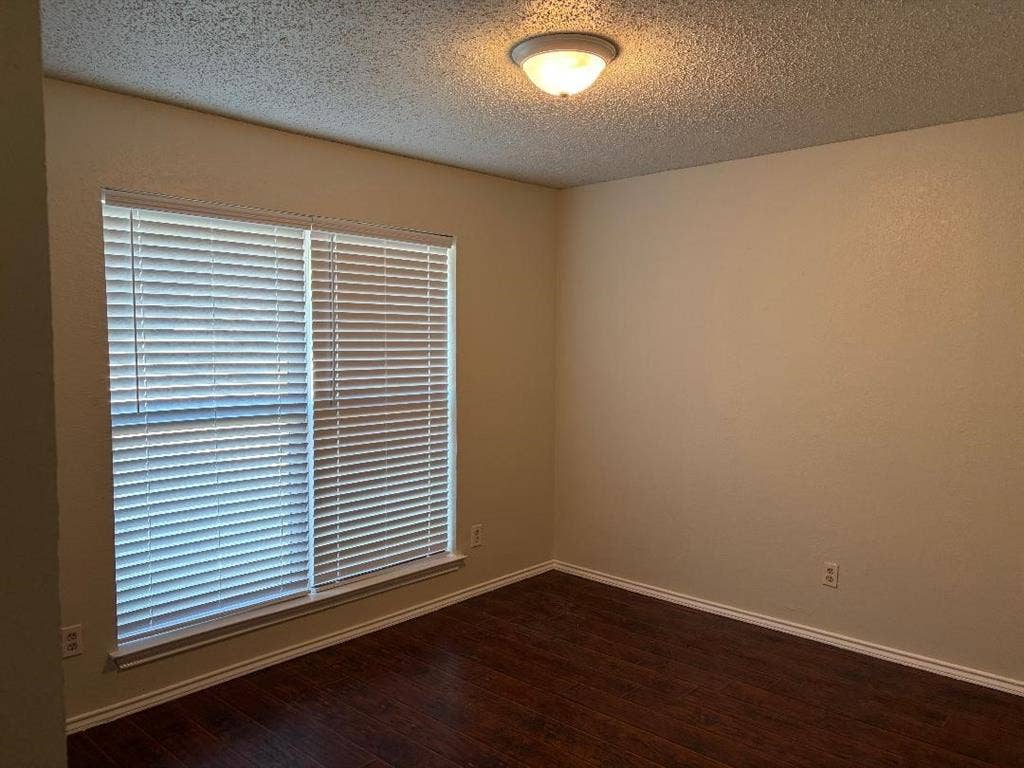 2909 Kathleen Lane, Euless, TX 76039 2909 Kathleen Lane, Euless, TX 76039