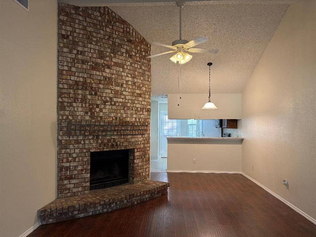 2909 Kathleen Lane, Euless, TX 76039 2909 Kathleen Lane, Euless, TX 76039