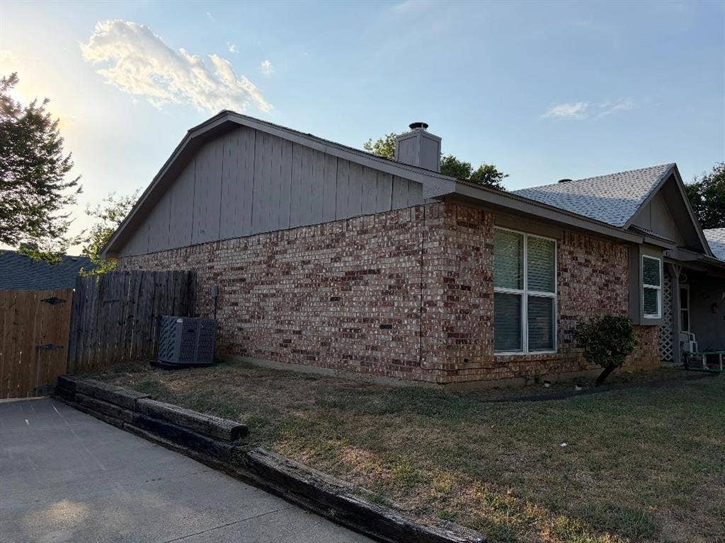 2909 Kathleen Lane, Euless, TX 76039 2909 Kathleen Lane, Euless, TX 76039