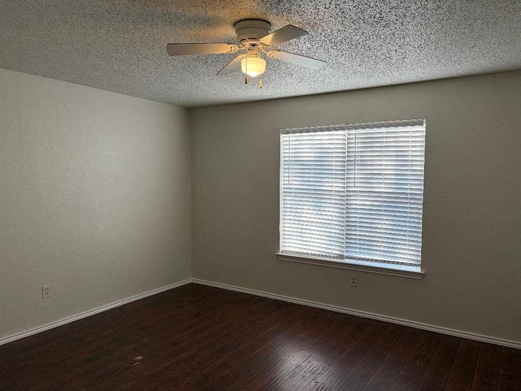 2909 Kathleen Lane, Euless, TX 76039 2909 Kathleen Lane, Euless, TX 76039