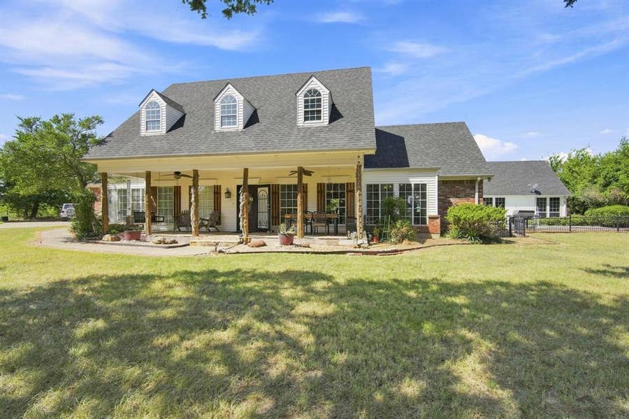 Property photo for 9732 Timber Trail, Scurry, TX