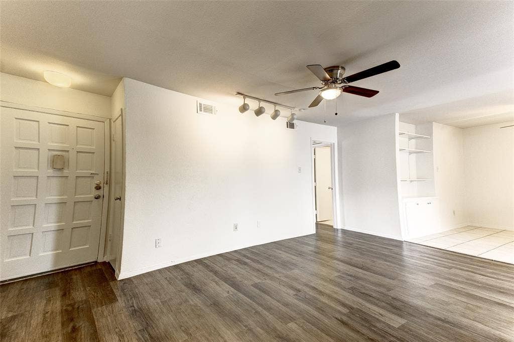 5150 Amesbury Drive, #224, Dallas, TX 75206