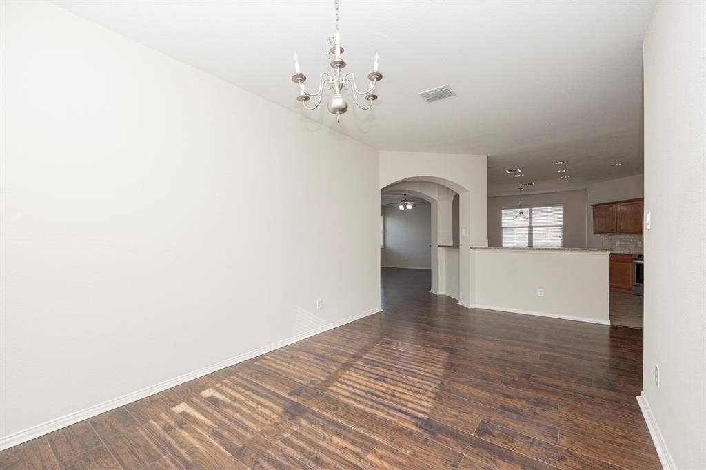 5728 Calloway Drive, McKinney, TX 75070 5728 Calloway Drive, McKinney, TX 75070