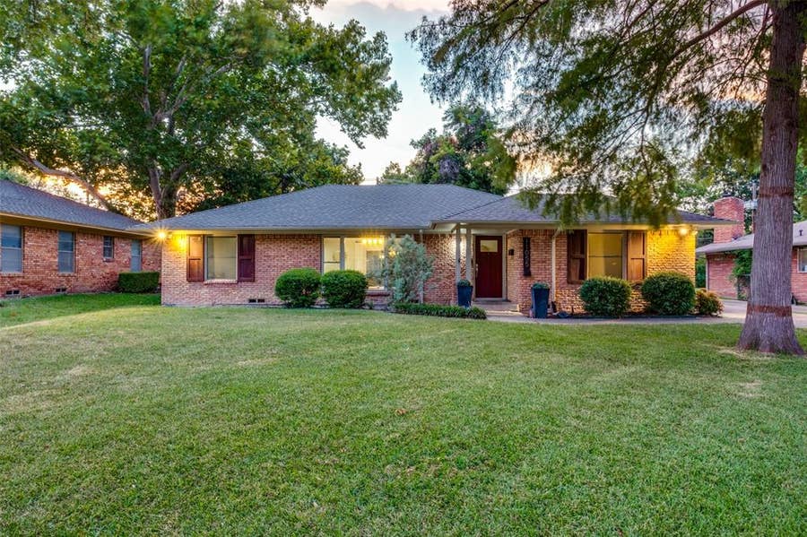 Property photo for 11055 Milhof Drive, Dallas, TX
