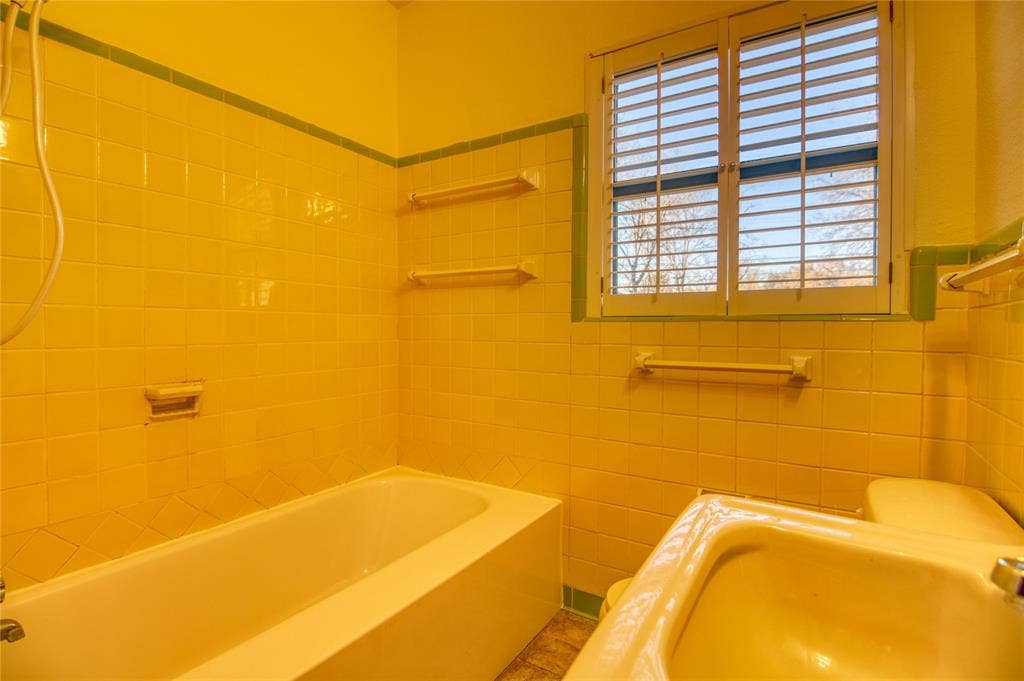 6123 Belgrade Avenue, Dallas, TX 75227 6123 Belgrade Avenue, Dallas, TX 75227