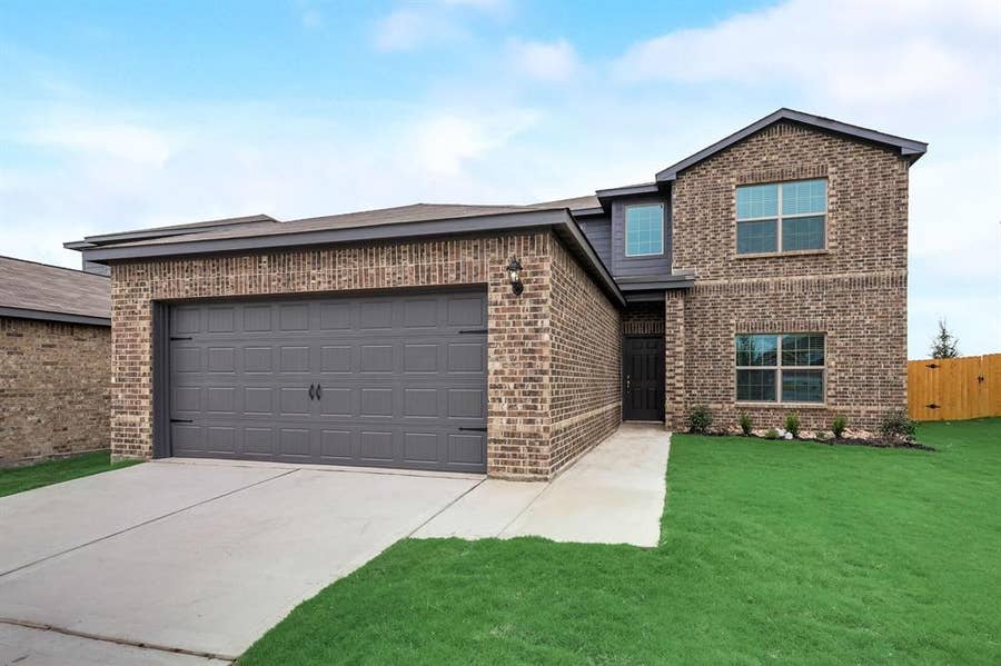 Property photo for 644 aqueduct Drive, Seagoville, TX