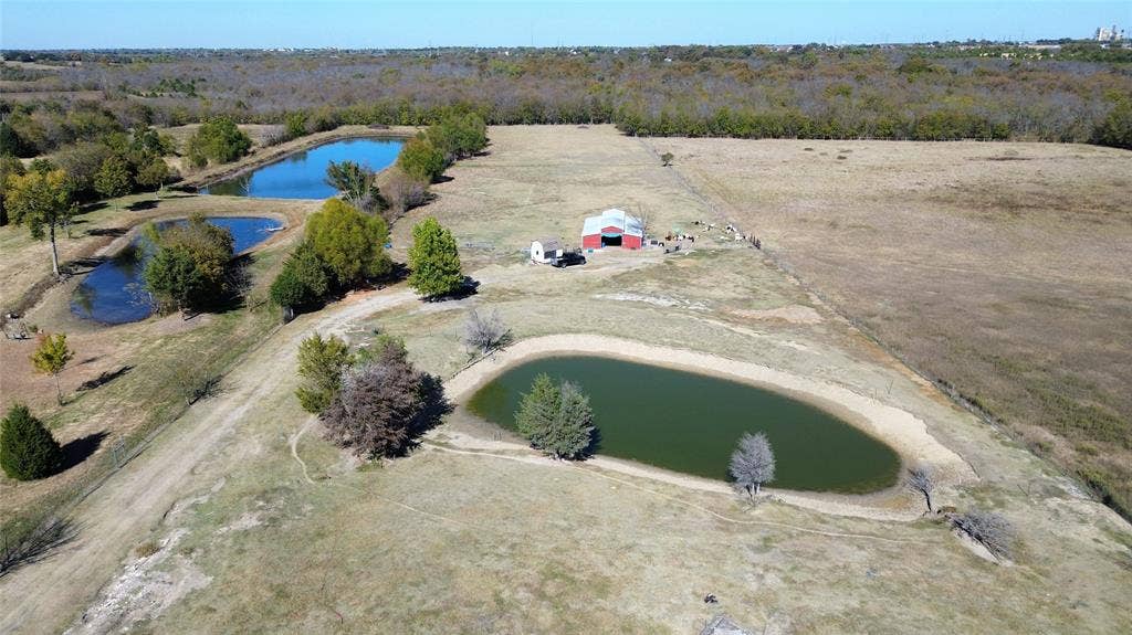 363 town east, Sunnyvale, TX 75182 Aerial view of a nearby body of water