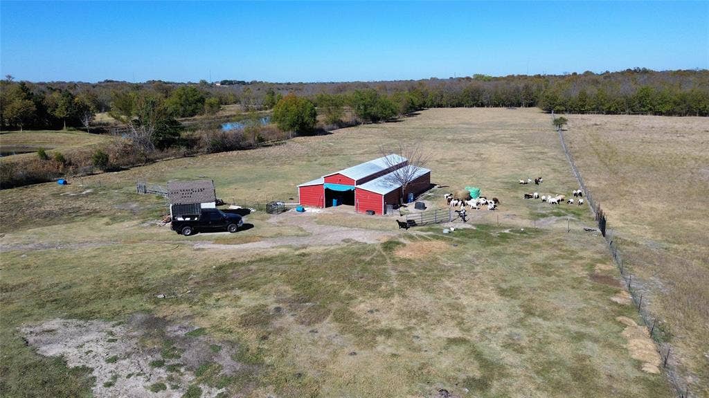 363 town east, Sunnyvale, TX 75182 Overview of rural landscape