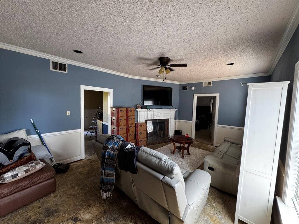 363 town east, Sunnyvale, TX 75182 363 town east, Sunnyvale, TX 75182
