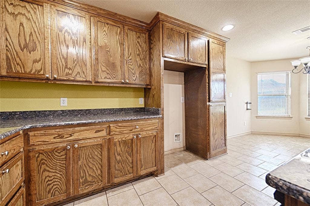 307 W Alene Drive, Mabank, TX 75147