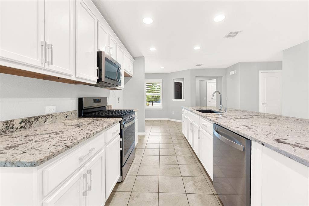 913 Rough Hollow Drive, McKinney, TX 75071 913 Rough Hollow Drive, McKinney, TX 75071
