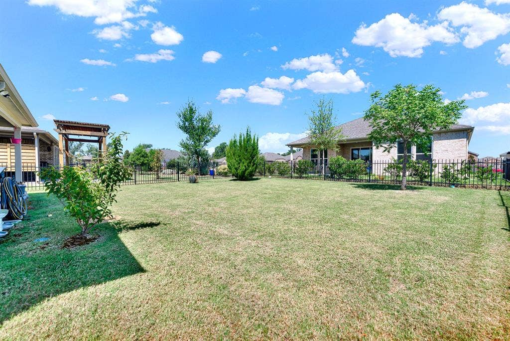 913 Rough Hollow Drive, McKinney, TX 75071 913 Rough Hollow Drive, McKinney, TX 75071