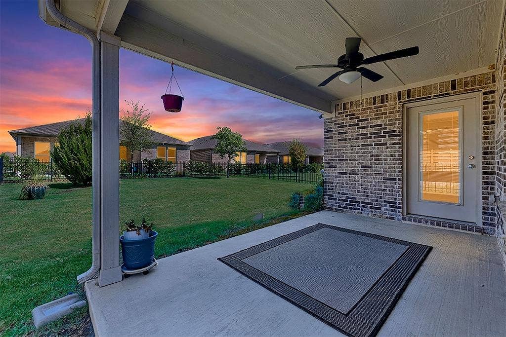 913 Rough Hollow Drive, McKinney, TX 75071 913 Rough Hollow Drive, McKinney, TX 75071