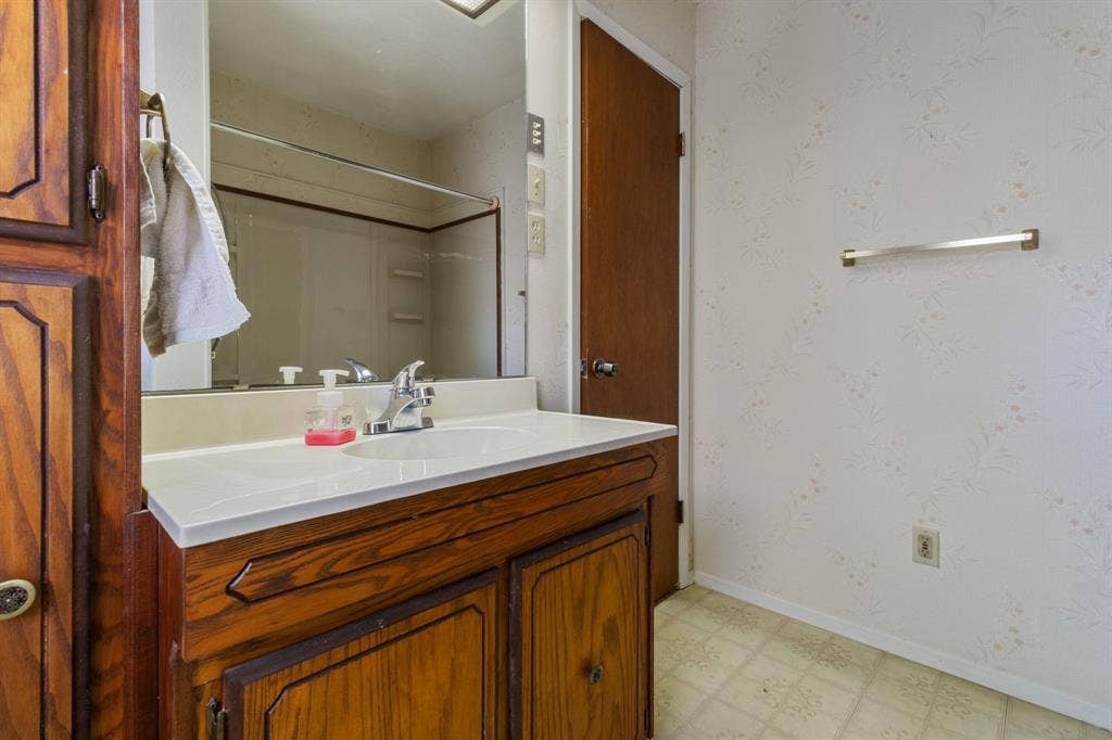 840 Comal Avenue, White Settlement, TX 76108 840 Comal Avenue, White Settlement, TX 76108