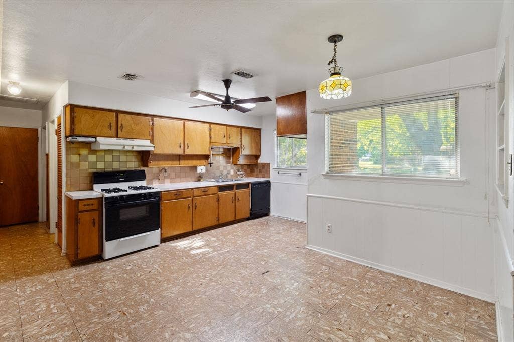 840 Comal Avenue, White Settlement, TX 76108 840 Comal Avenue, White Settlement, TX 76108
