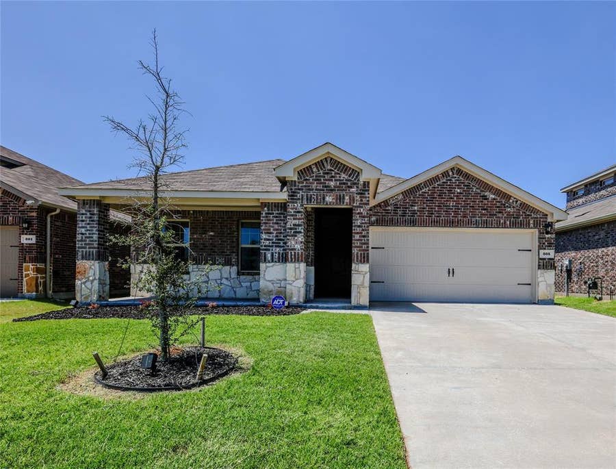 Property photo for 305 Charmed Way, Caddo Mills, TX