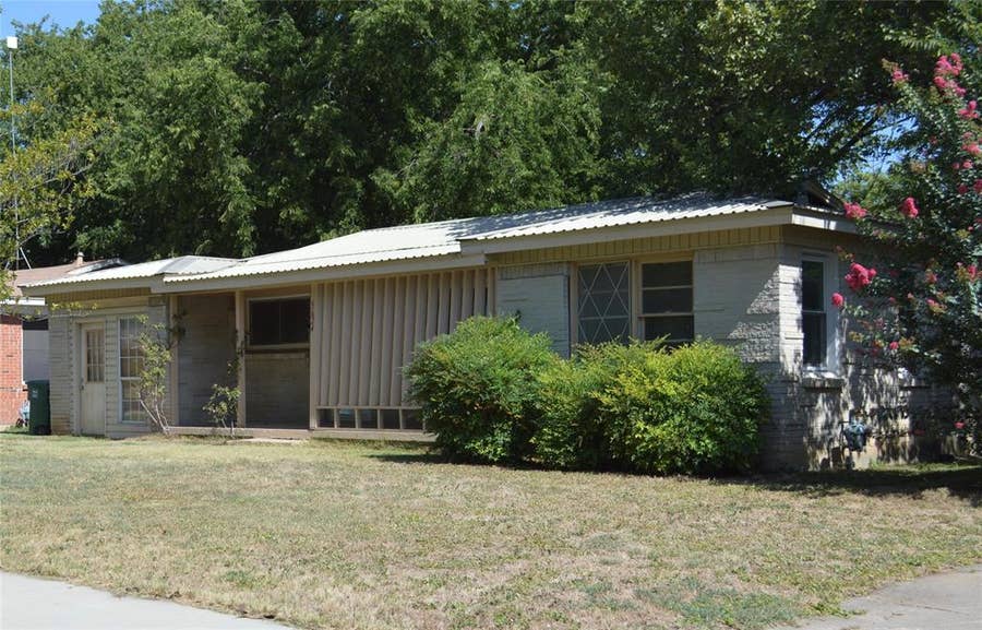 Property photo for 5624 Volder Drive, Fort Worth, TX